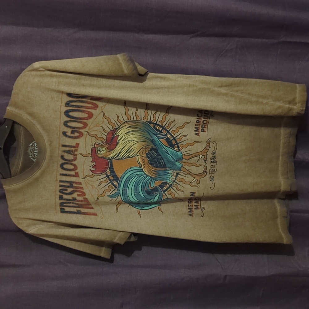 Fresh Local Goods Graphic T-Shirt - Picture 6 of 7